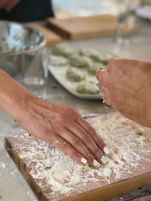 Traditionell Cooking Class in Wood Oven - Key Points