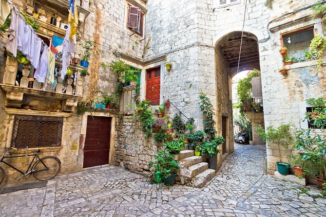 Trogir Old City Walking Tour - Key Points