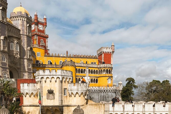 VAN PRIVATE TOUR Sintra, Cascais & Estoril - Itinerary Overview