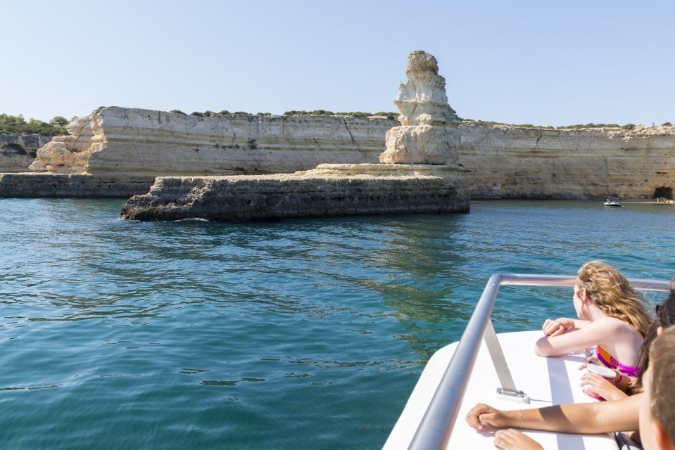 Vilamoura: Benagil Cave Quest Boat Tour - Key Points