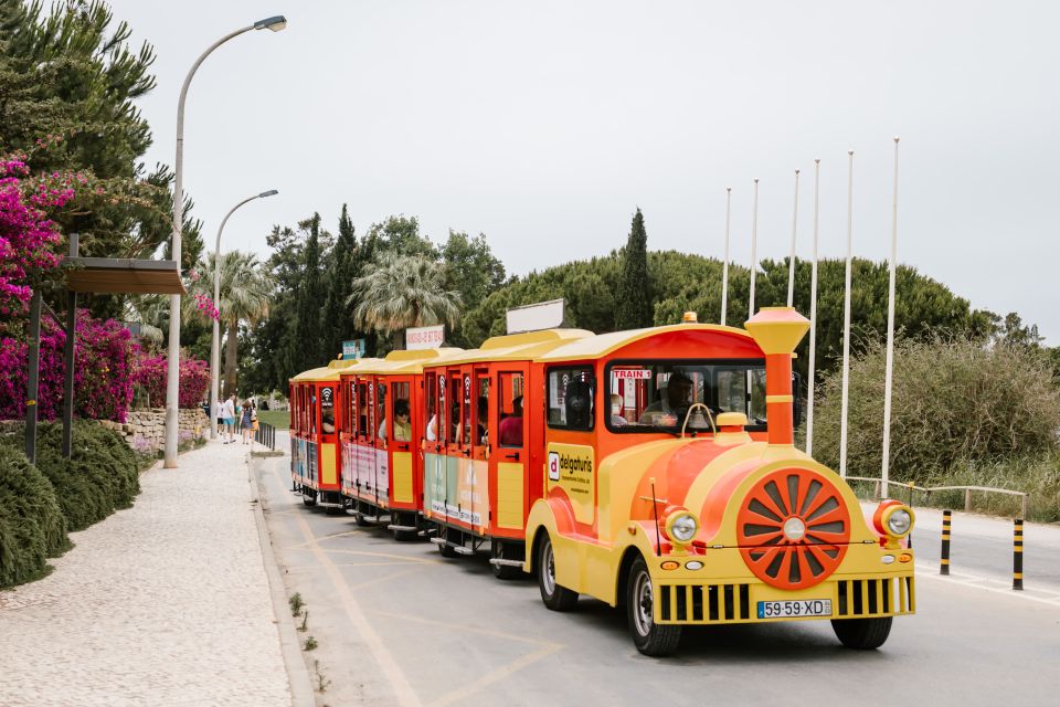 Vilamoura: Tourist Train City Tour - Key Points