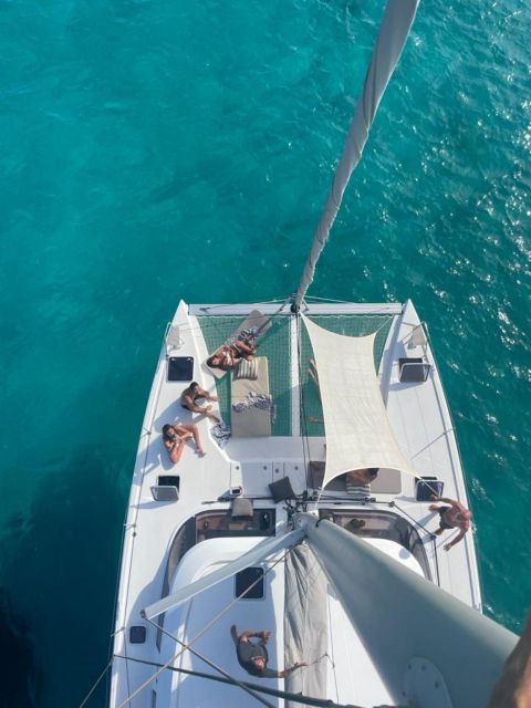 VIP - 2 HOURS PRIVATE SAILING EXPERIENCE - Key Points