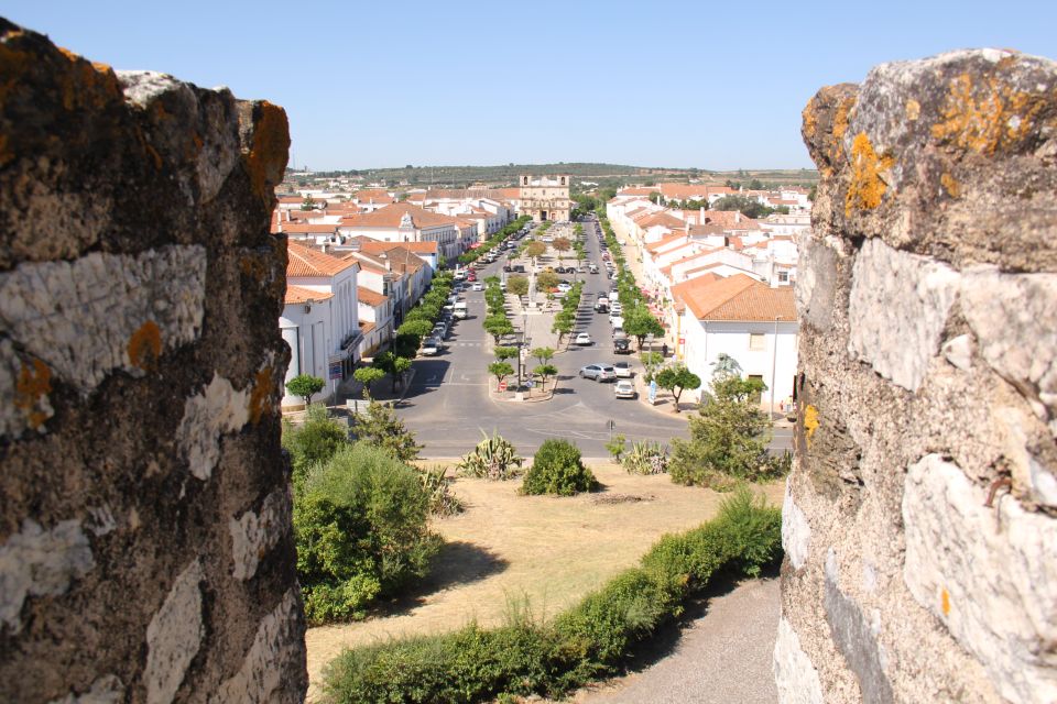 Walking Tour in Vila Viçosa - Key Points