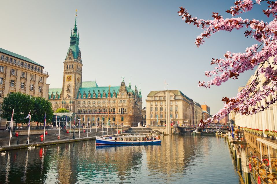 Wealth of Experiences - Hamburg Walking Tour - Key Points