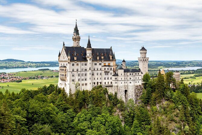 Winter Tour to Neuschwanstein Castle From Munich - Key Points