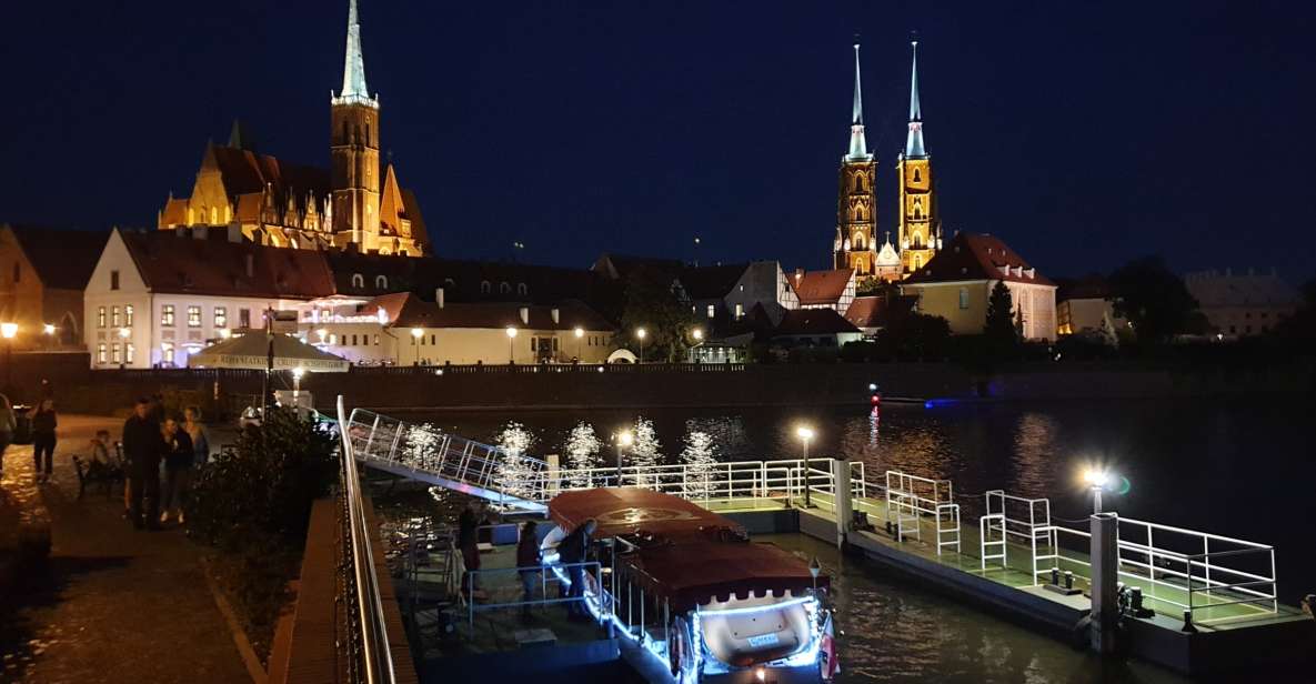 Wrocław: Old City Night Walk and Gondola Ride - Key Points