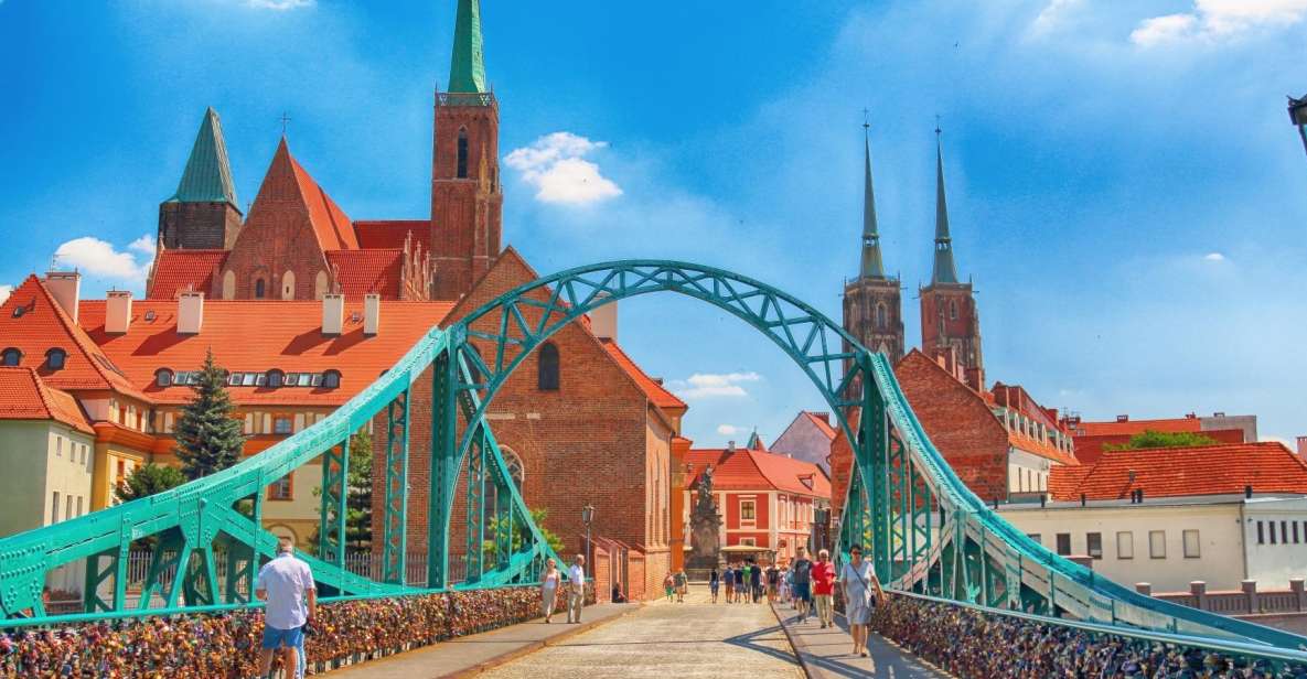 Wroclaw: Old Town Highlights Private Walking Tour - Key Points