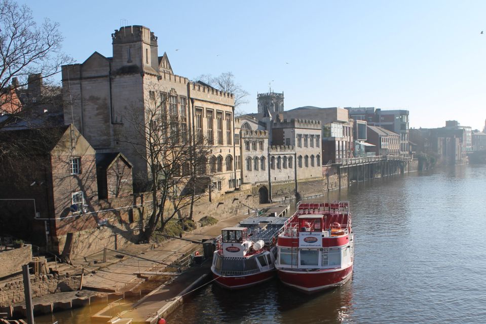 York: Smartphone Treasure Hunt Style Heritage Walks - Key Points