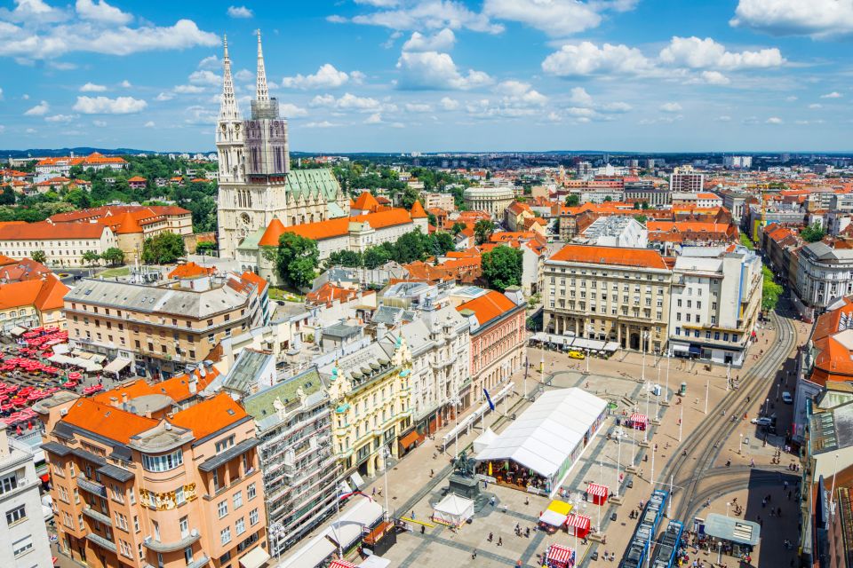 Zagreb: First Discovery Walk and Reading Walking Tour - Key Points