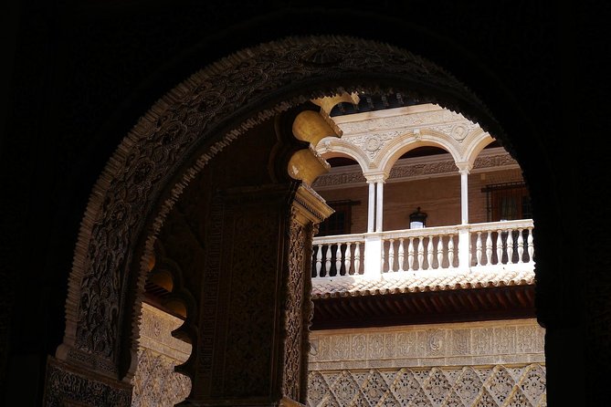 Alcazar of Seville Guided Tour With Skip the Line Ticket - Exploring the Alcazar of Seville