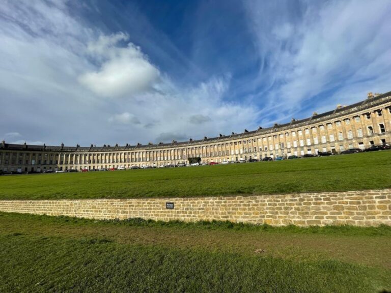 Bath: Highlights Self Guided Walking Tour With Mobile App Tour Overview