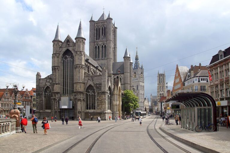 From Brussels: Full Day Antwerp And Ghent Guided Tour Tour Overview