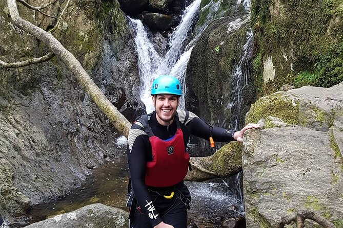 Gorge Scrambling in Snowdonia - Activity Overview