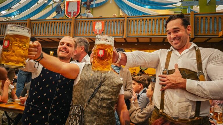 Munich: Guided Oktoberfest Experience With Beer And Lunch Tour Duration And Group Size