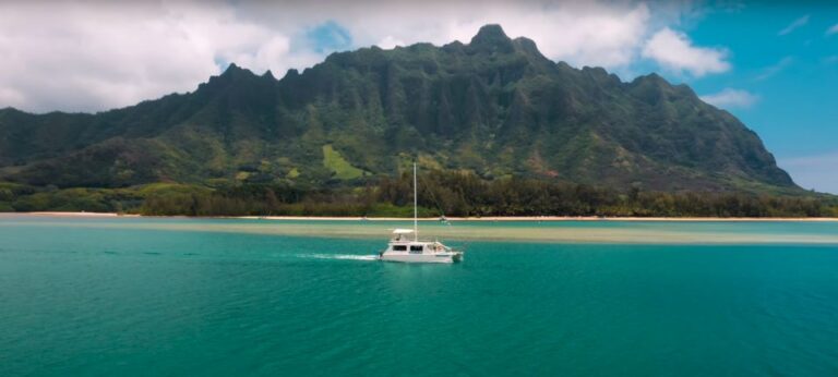 Oahu: Molii Fishpond And Kaneohe Bay Catamaran Tour Tour Overview