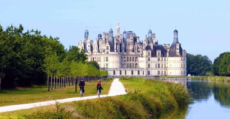 Paris: Loire Valley Chambord Castle, Wine Tasting & Lunch Tour Overview