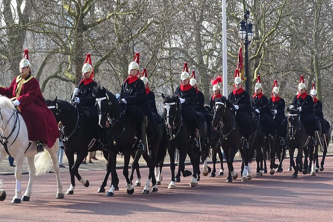 Royal Tour of St James, Parks, Palaces and Royal Intrigue - Tour Overview