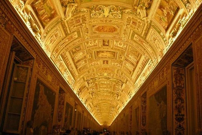 Skip The Line Ticket + Tour : Vatican Museums And Sistine Chapel Location And Meeting Point