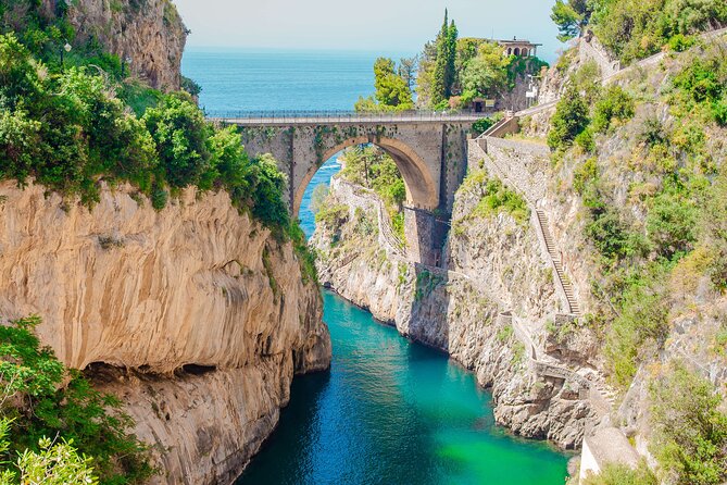 Amalfi Coast Sunset Boat Tour in Small Group - Meeting Point