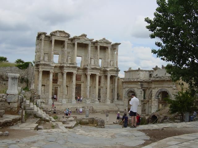 Ephesus: Full-Day Tour With Terrace Houses Visit - Key Attractions