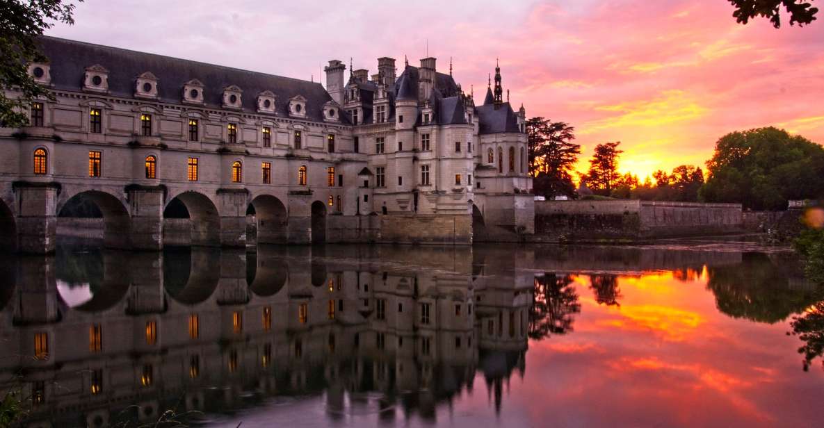 Loire Valley Castles Private Tour From Paris/skip-the-line - Iconic Château of Chenonceau