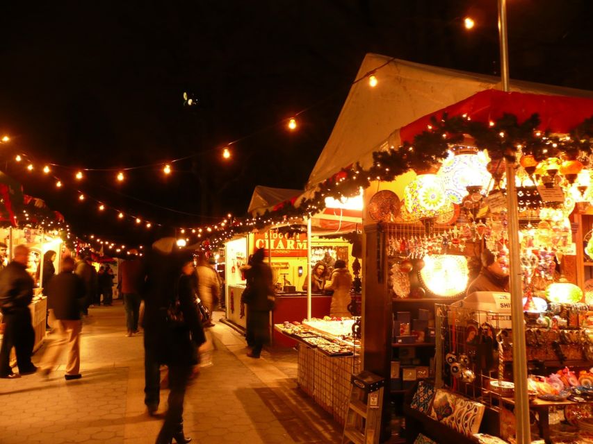 New York City: Christmas Markets and Lights Walking Tour - Experience Highlights