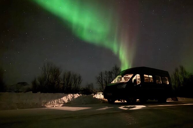 Northern Lights Tour With Hot Food and Drinks in Tromso - Meeting and Pickup