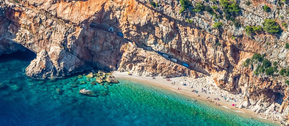 Picnic on Secret Beach - Beach Description