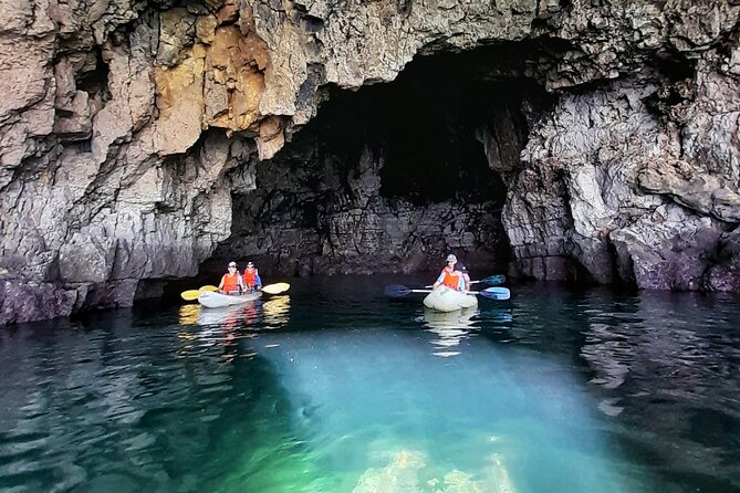 Sagres: Praia Da Ingrina Caves Guided Kayaking Tour - Meeting Point and Pickup