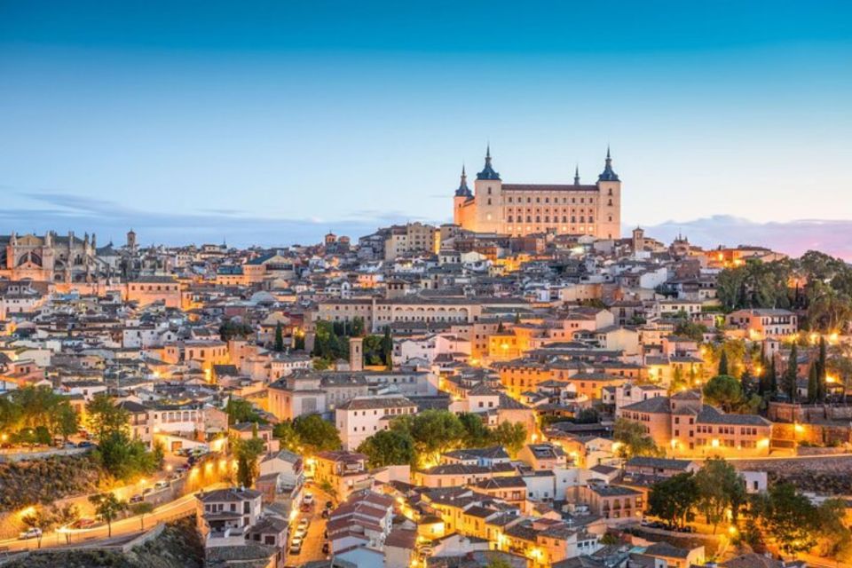 Toledo: Private Tour With an Official Guide - Tour Features