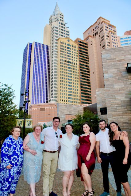 1.5 Hr Las Vegas Strip Limo Tour With Champagne and Photos - Highlights of the Tour