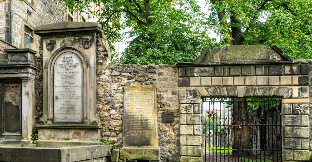 Edinburgh: Haunted Underground Vaults and Graveyard Tour - Burke and Hare: Notorious Criminals