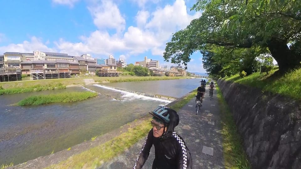 Explore Kyoto E-Bike Review: A Scenic Adventure - Meeting and Safety Information