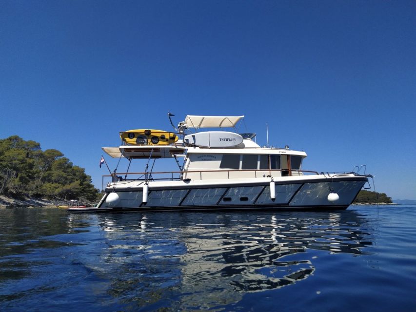 Korcula: Odysseus Cave Yacht Cruise With Lunch & Swim Stops - Cruise Details