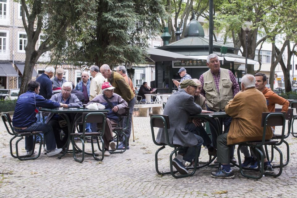 Lisbon: Original Morning Food Tour - Language and Cancellation