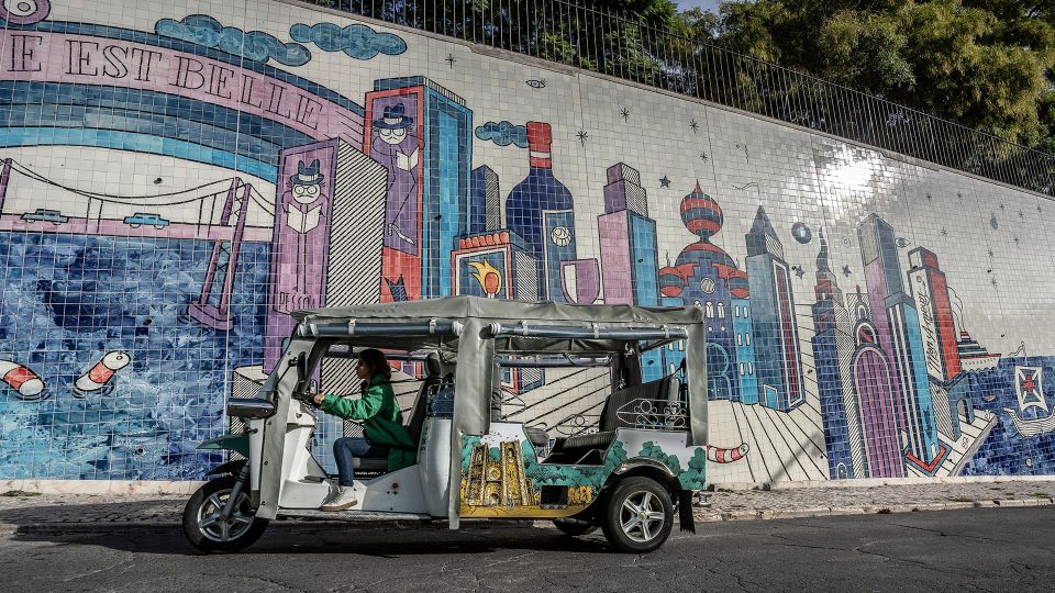 Lisbon: Private Tuk Tuk Tour - Included in the Tour