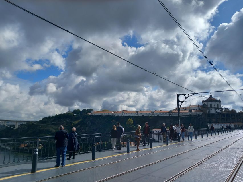 Porto Historic Centre: Private Walking Tour & Cathedral - Tour Experience