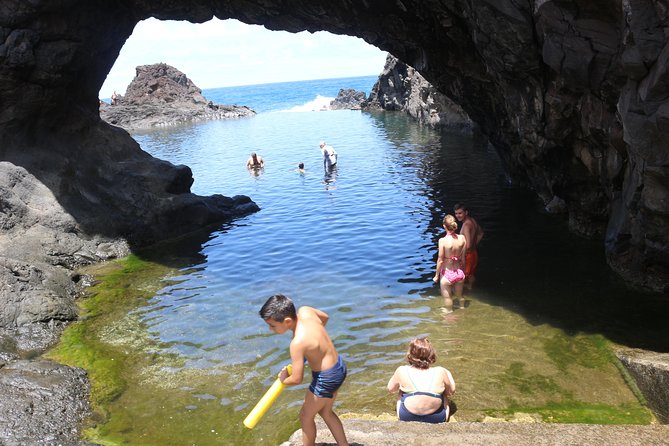 Porto Moniz 4x4 West Tour - Health and Safety Information