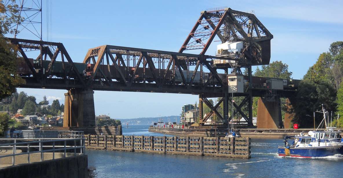 Seattle: Sightseeing Bus Tour With the Ballard Locks - Tour Experience