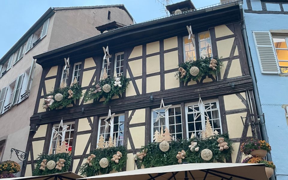 Strasbourg: Christmas Markets Walking Tour With Mulled Wine - Traditional Strasbourg Food and Drinks