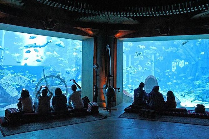 Atlantis Lost-Chamber Aquarium Dubai - Visitor Experience and Amenities