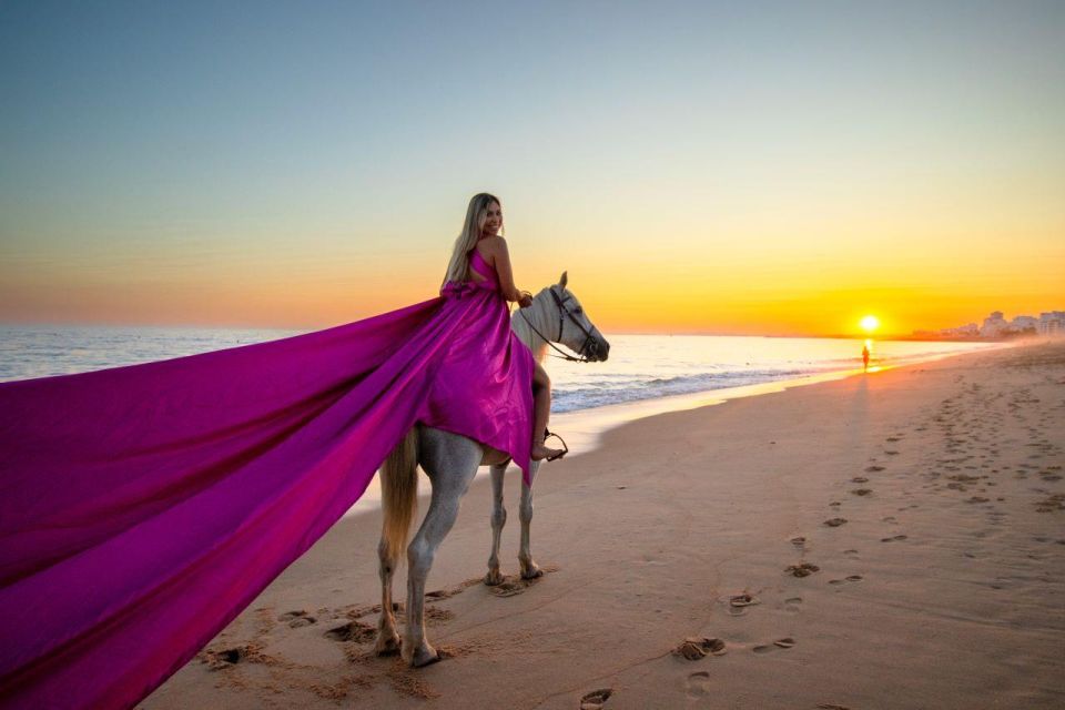 Flying Dress Algarve - Horse Experience - Group Size