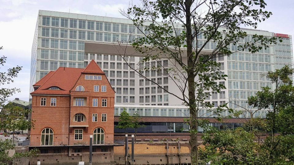 Hamburg: Self-Guided Tour of Hafencity and Speicherstadt - Highlights and Attractions