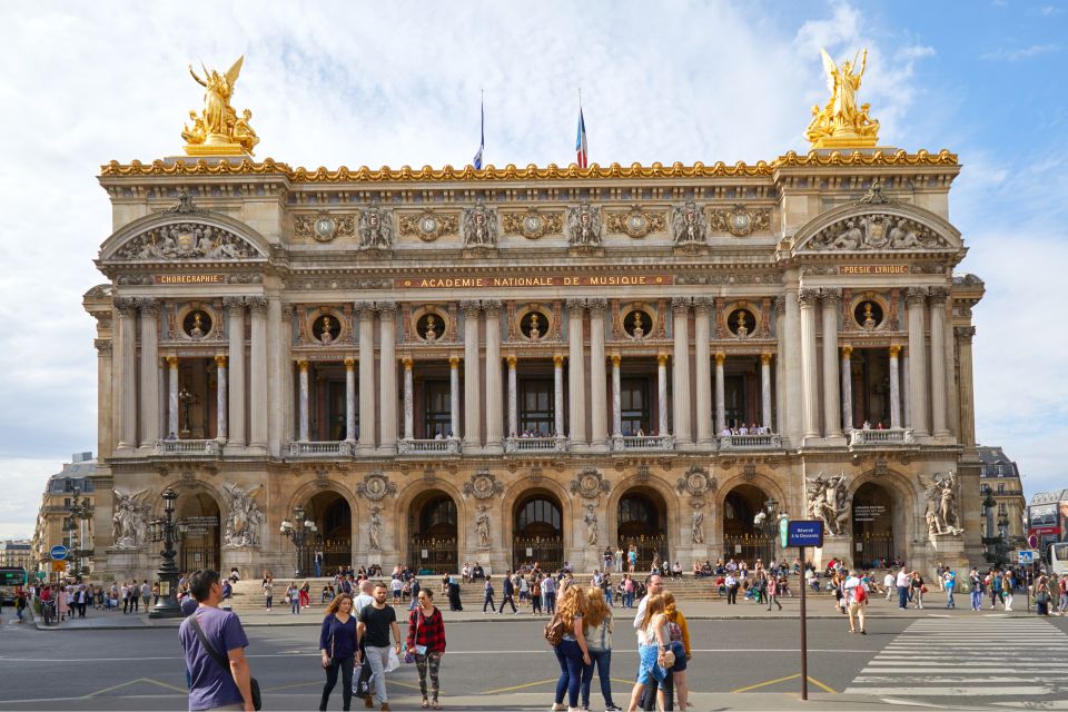 Paris: City Tour With Louvre Tickets & Cider With a Crepe - Exploring the City