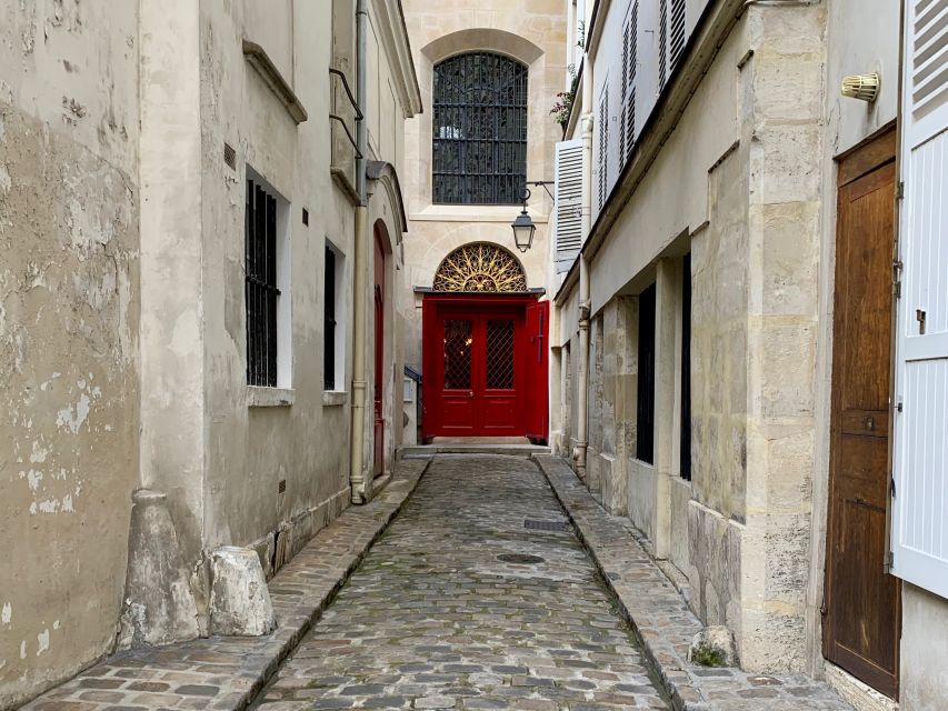 Paris: Hidden Marais Smartphone Audio Walking Tour - Local-Designed Audio Guidance