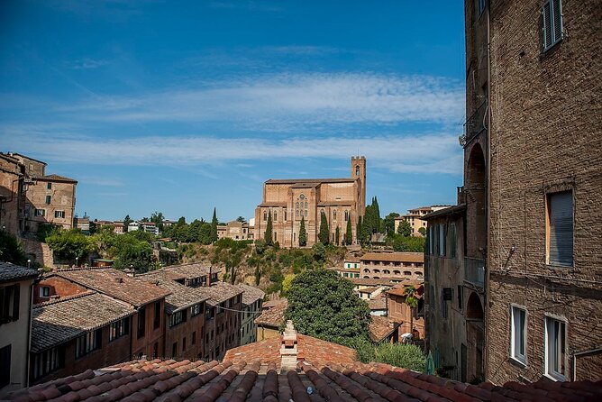 Private Tuscany Tour to Siena and San Gimignano With Winery Lunch - Charming Towns of Siena and San Gimignano