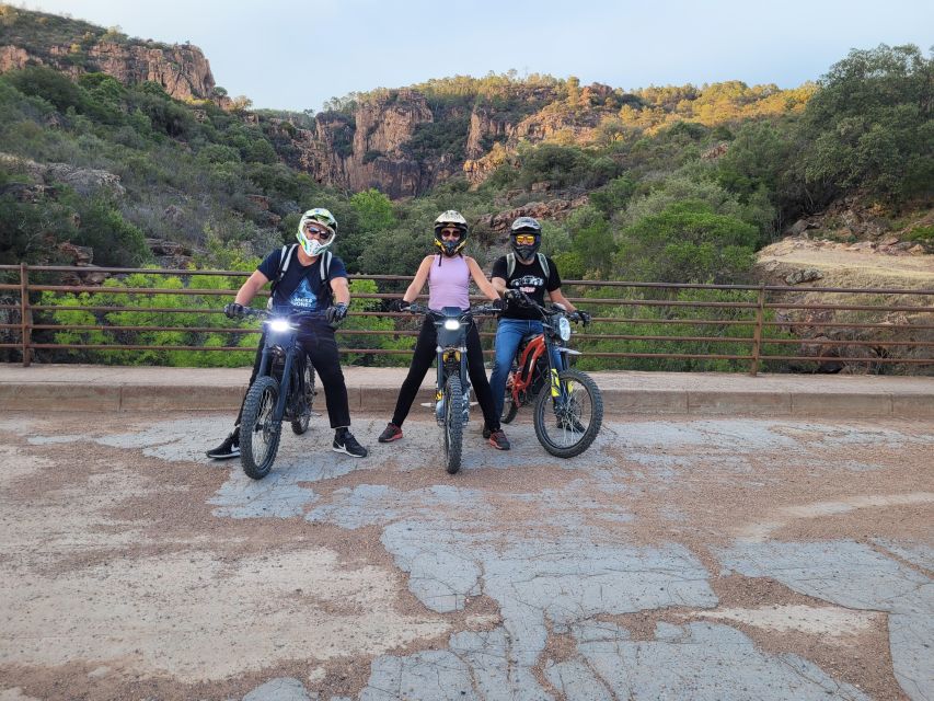 Puget Sur Argens: SUR-RON Electric Motorcycle Ride - Safe Riding With Approved Instructors