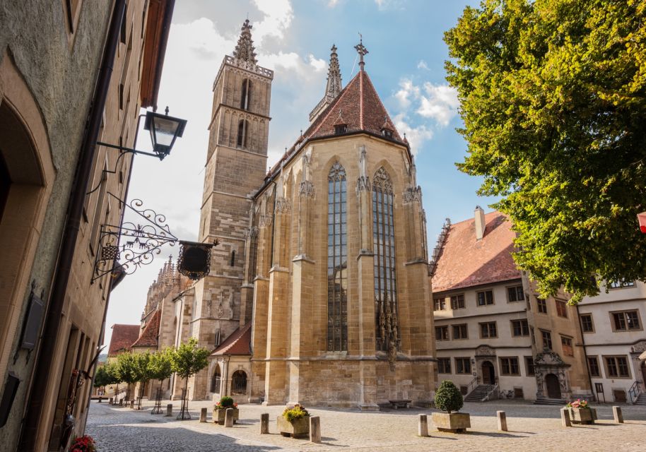 Rothenburg: Scavenger Hunt and City Highlights Walking Tour - Logistics