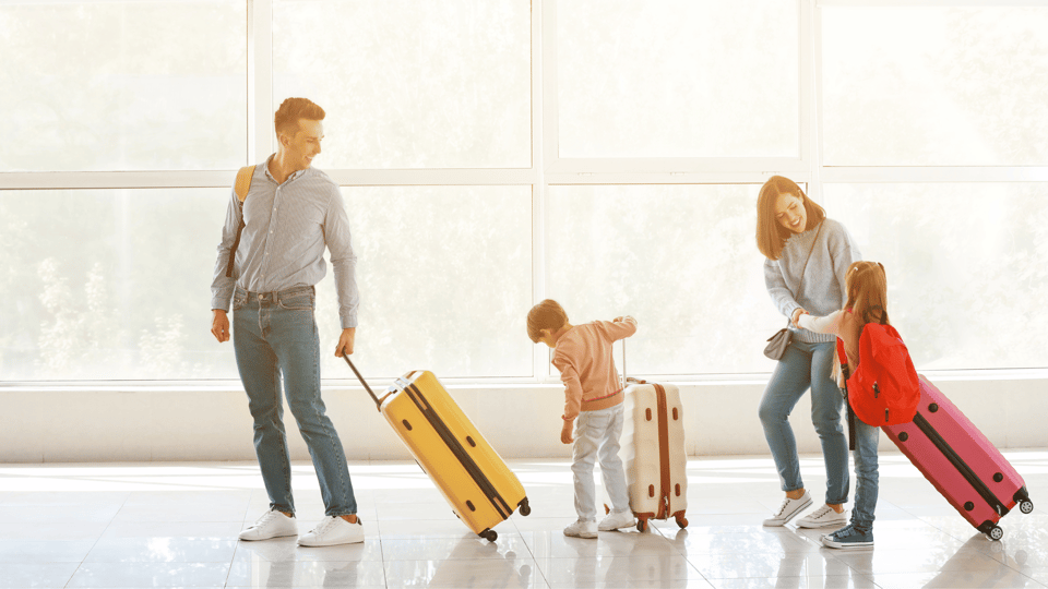 Tokyo: Luggage Storage in Omote-Sando Station - Luggage to Guest Ratio