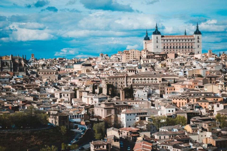 Toledo: Private Tour With an Official Guide - Booking and Cancellation